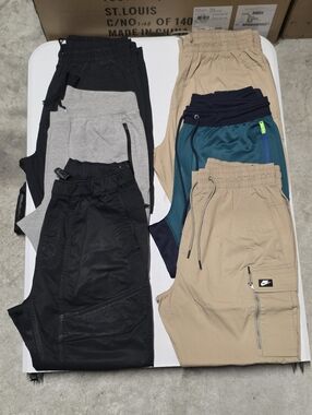 NIKE - LOT OF 6 (PANTS & 2 SHIRTS)